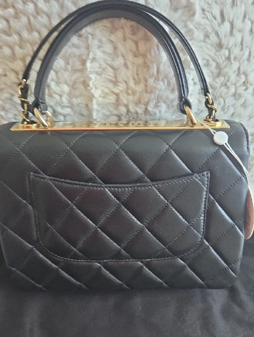 CHANEL Black Lambskin Trendy CC - Picture 7 of 17